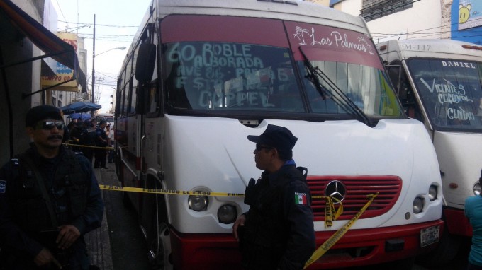 Muere mientras viajaba en un camión de pasaje