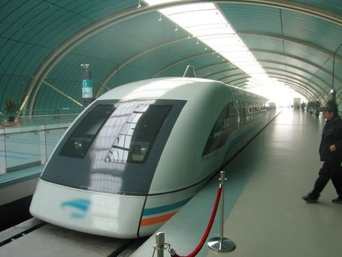 China saca su primer tren bala de fabricación nacional