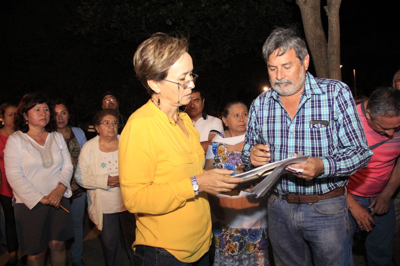 Atienden parque en Francisco de Montejo