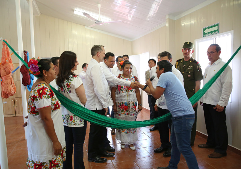 Firman acuerdo para fortalecer a más de mil 300 Casas de Niños Indígenas.