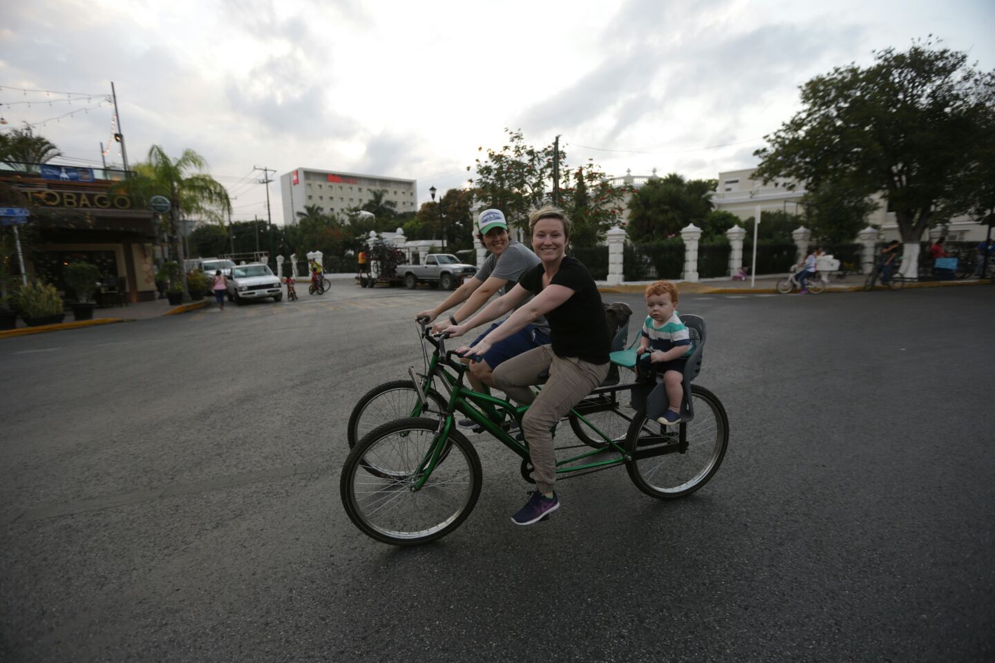 Empresarios piden que la Bici-Ruta nocturna sea cada sábado