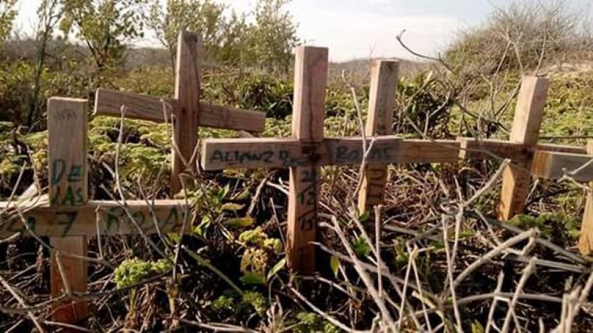 Descubren cementerio de Satanás en playa de Chuburná