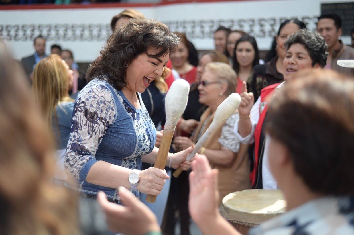 Ivonne Ortega no la hace en encuestas, Margarita Zavala ‘le pega su arrastrada’