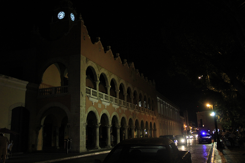 Emblemáticos edificios de Mérida se suman a La Hora del Planeta