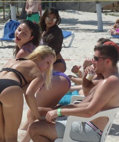 Llegan springbreakers a Yucatán