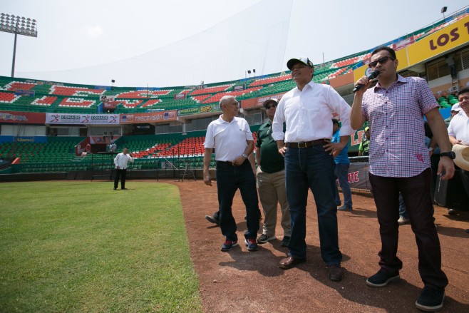 Estadio «Kukulcán Álamo», uno de los mejores del país