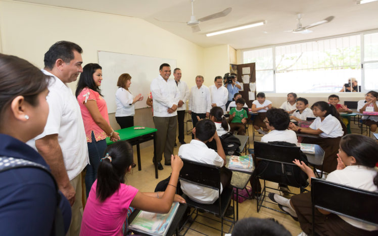 Escuelas al CIEN avanzan en Yucatán