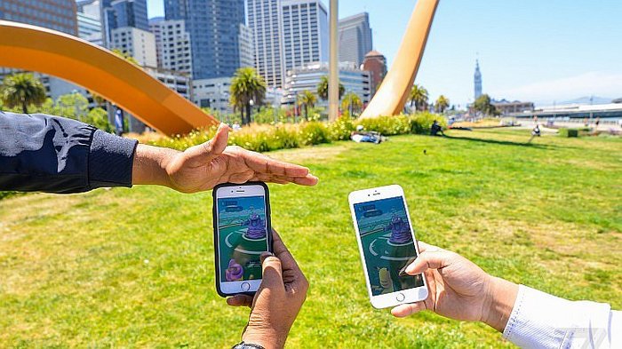 Jugando Pokémon Go cruzan la frontera de Estados Unidos y los detienen