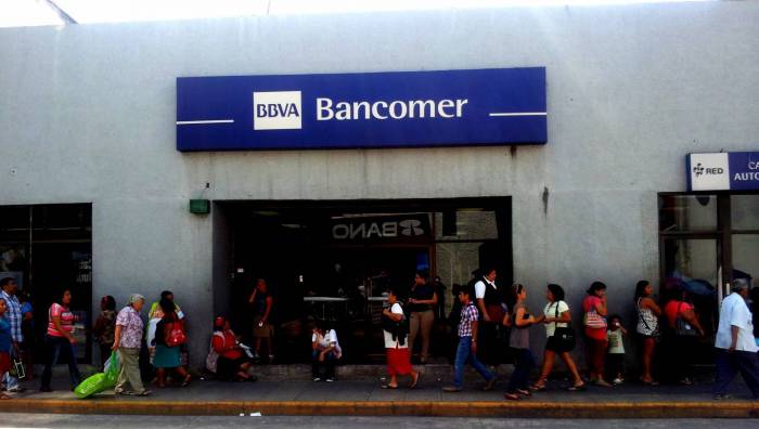 Bancos no trabajan viernes; hospitales solo emergencias