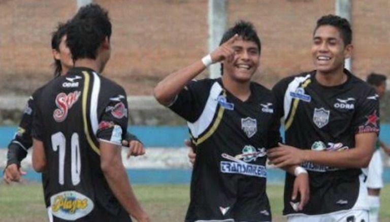 Ataque a balazos deja con muerte cerebral a joven futbolista