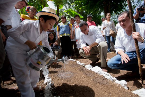 Entregan insumos y recursos del programa 3×1 para Migrantes.