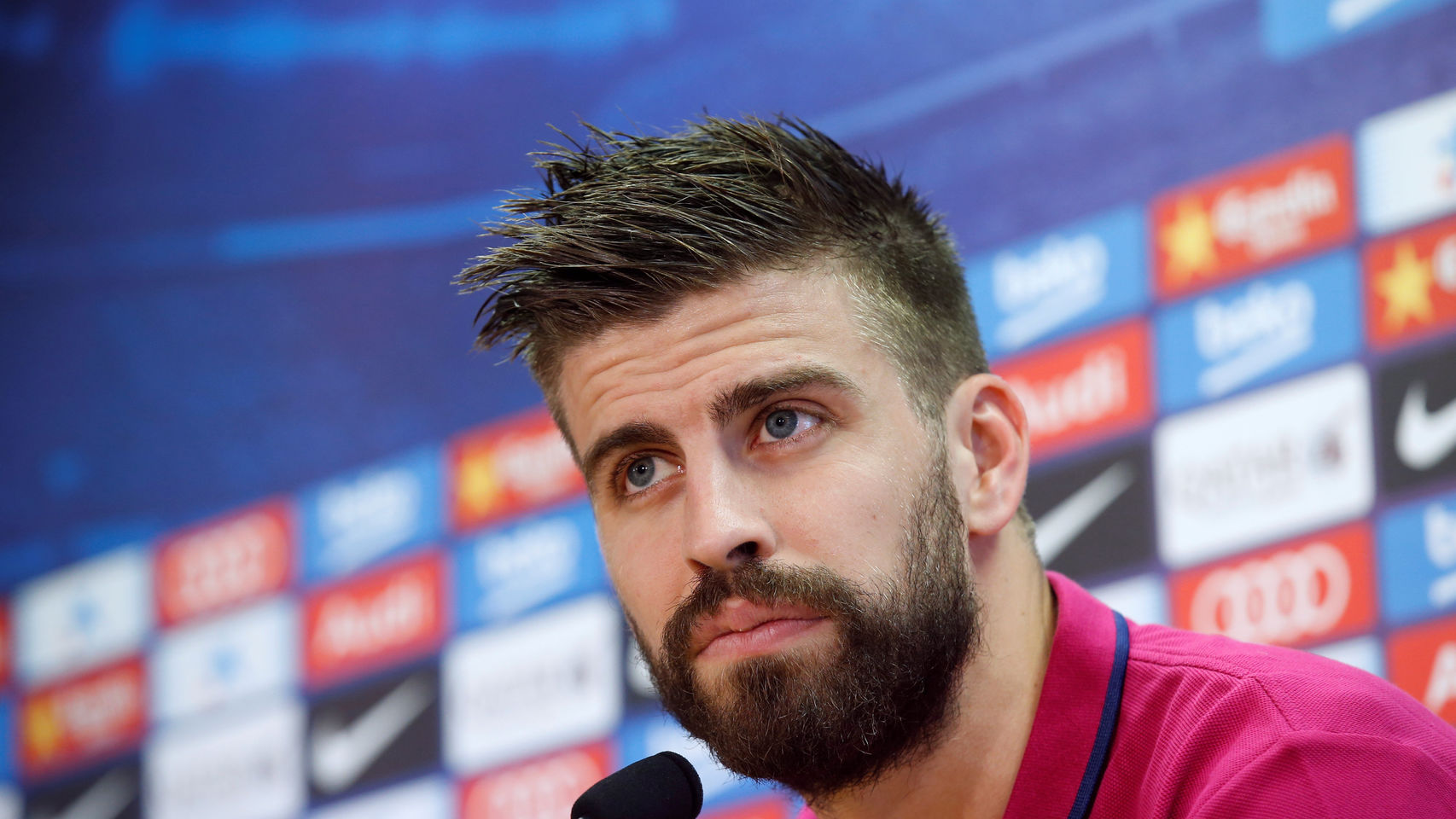 Piqué se harta de la selección española, pero no se va sino hasta 2018