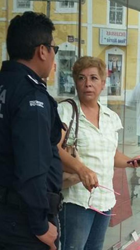 Chilanga ataca a una artista yucateca por celos profesionales