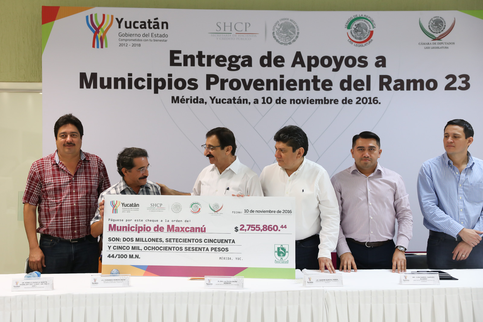 Transfieren 700 millones de pesos a municipios yucatecos