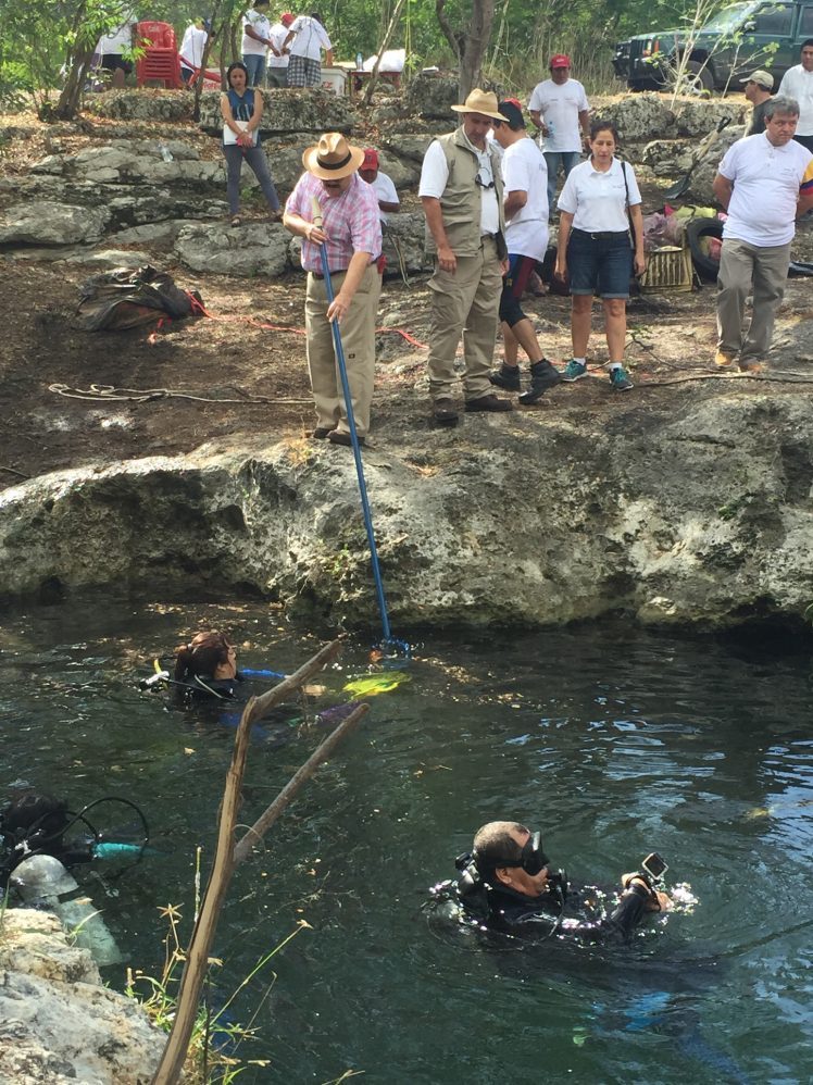 Se suma Ramírez Marín al rescate de cenotes en Yucatán