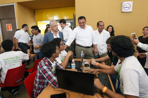 Jóvenes yucatecos diseñan aplicaciones innovadoras