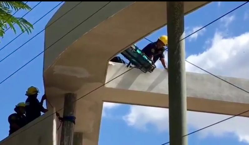 Pintor sobrevive a fuerte descarga eléctrica en el CICY