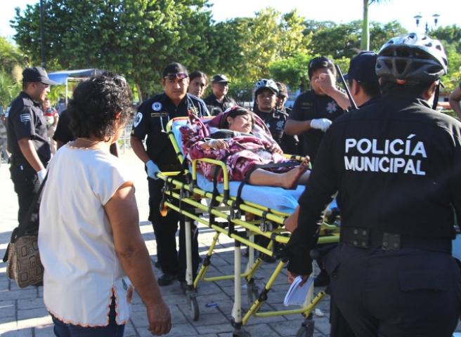 Niña nace en el parque de Hunucmá