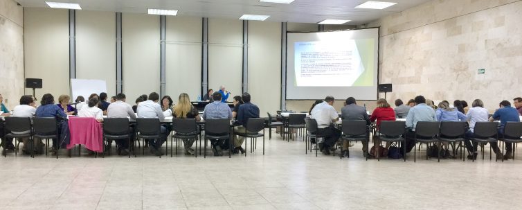 Estudian jueces yucatecos reformas al Código de Comercio