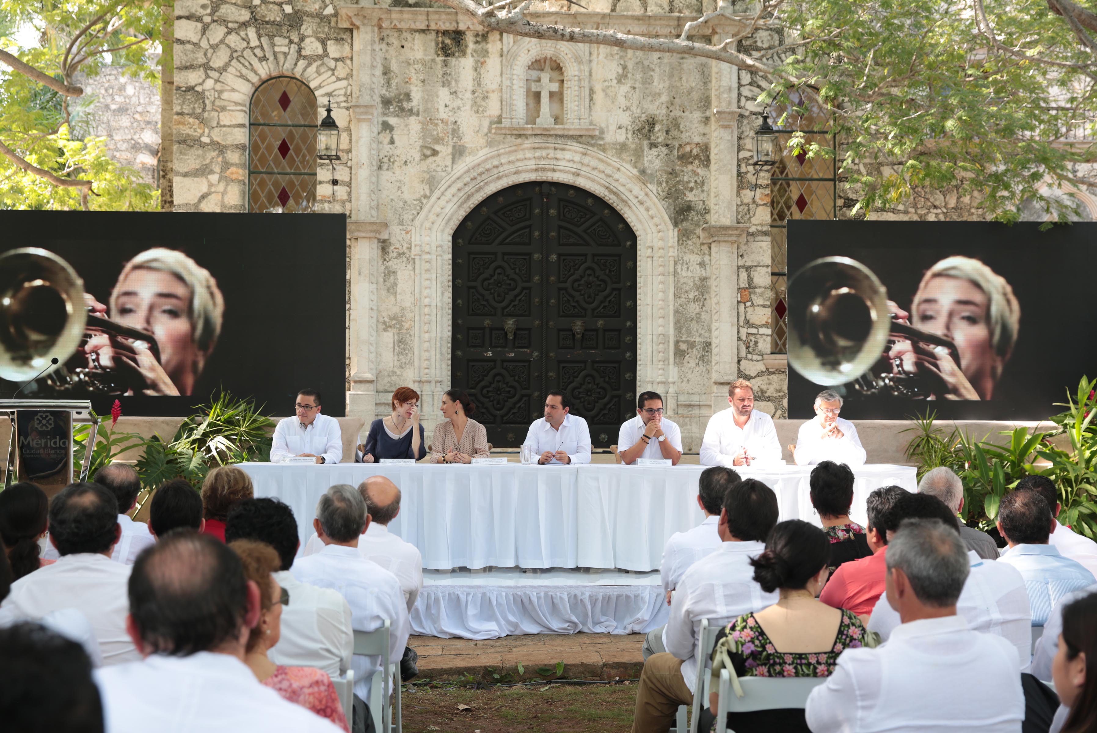 Mauricio Vila presenta programa de Mérida, Capital Americana de la Cultura