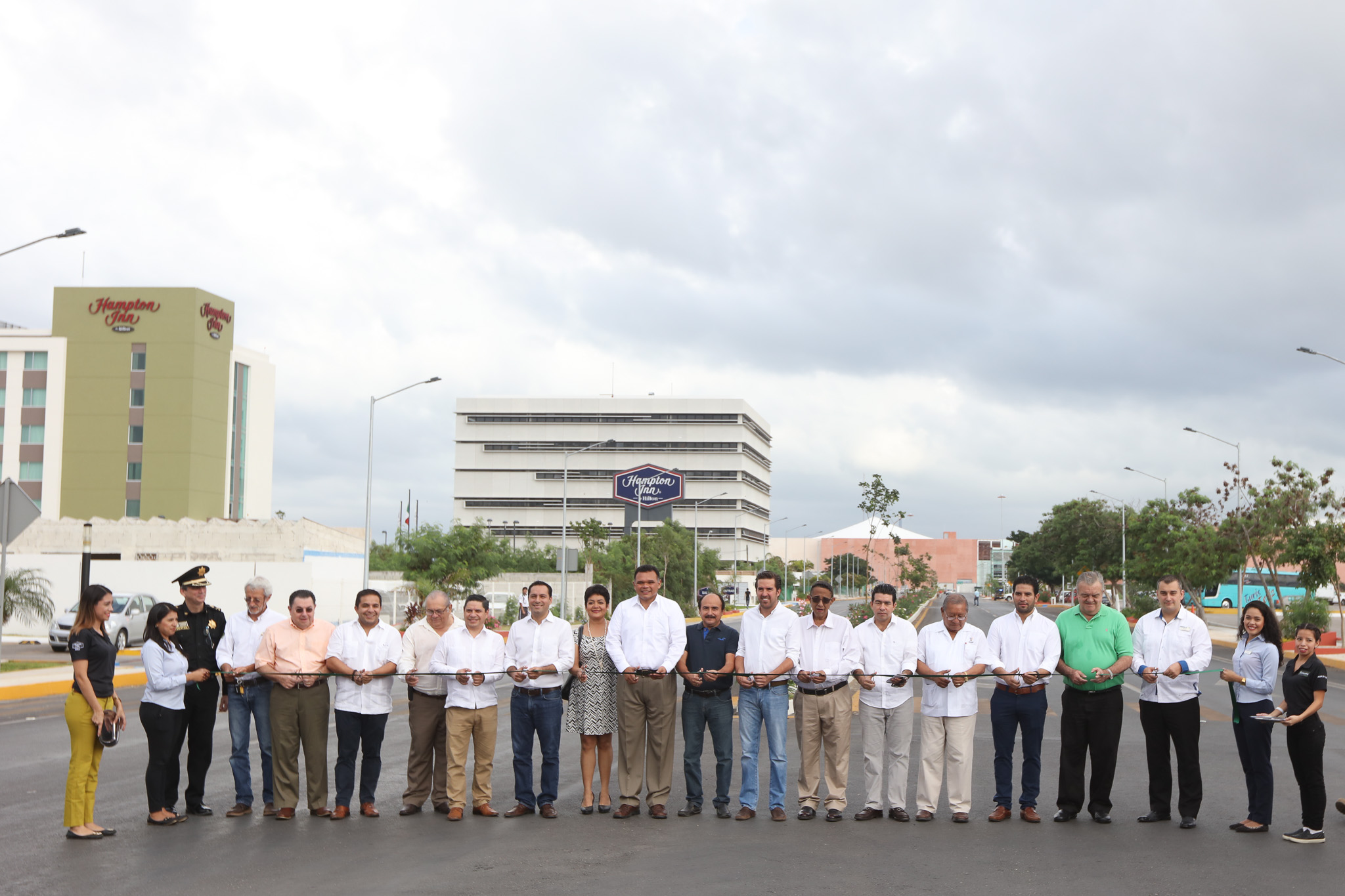 Entregan obras de infraestructura vial en el norte de Mérida