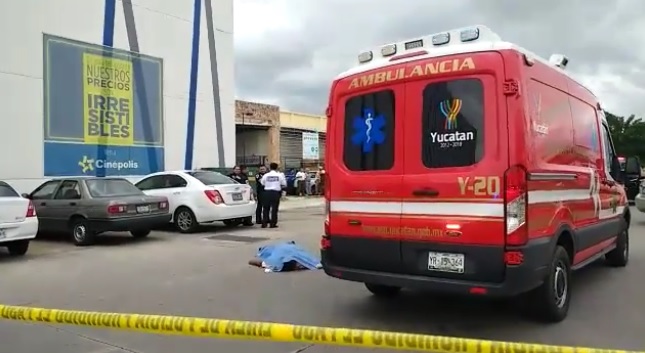 Fallece un franelero en el estacionamiento de Plaza Las Américas