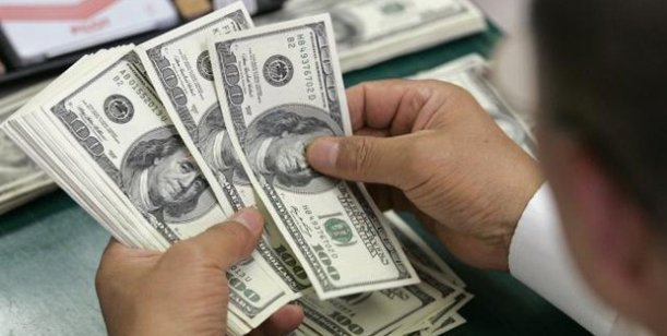 El dólar, por las nubes: llega a los 22 pesos