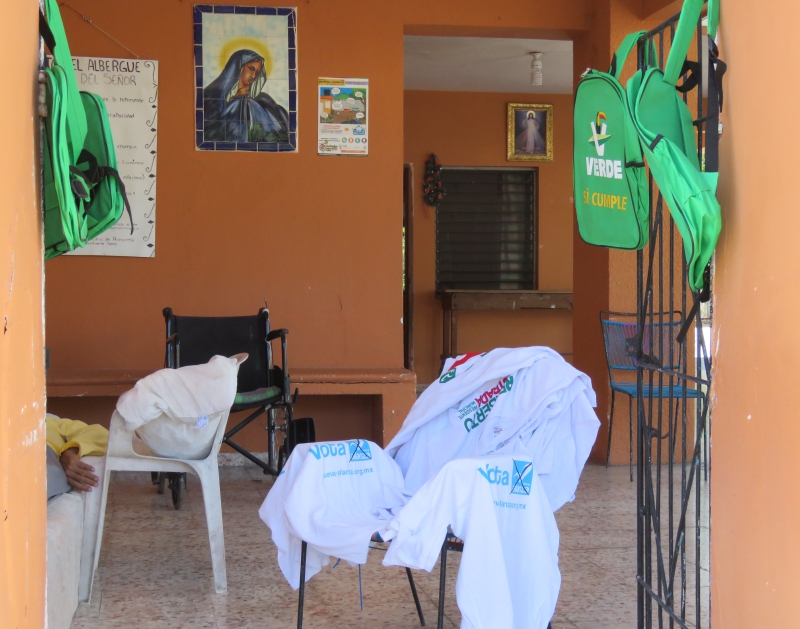 Polémica venta de camisetas electorales en ‘boutique’ del PRI