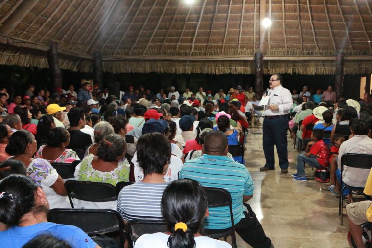 Ramírez Marín se reúne con parcelarios de la zona henequenera