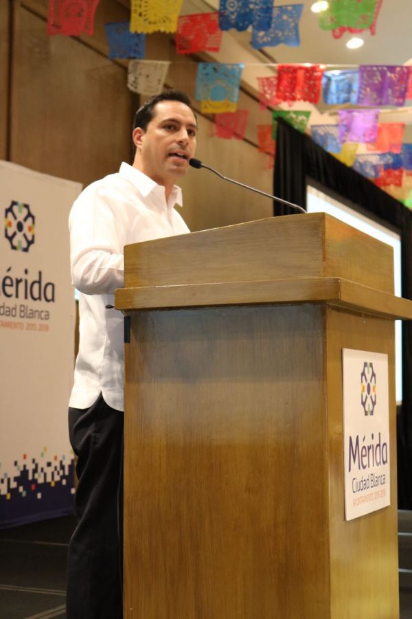 Mauricio Vila encabeza en Guadalajara, el Mérida Trade Show 2017