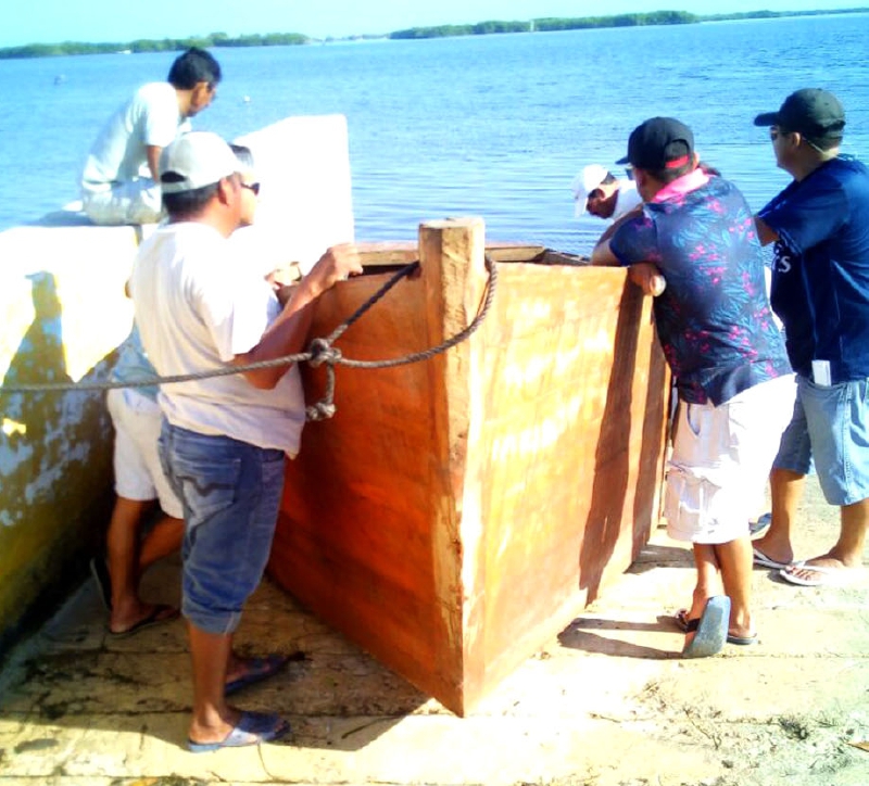 Balseros cubanos ‘desaparecen’ en puerto yucateco