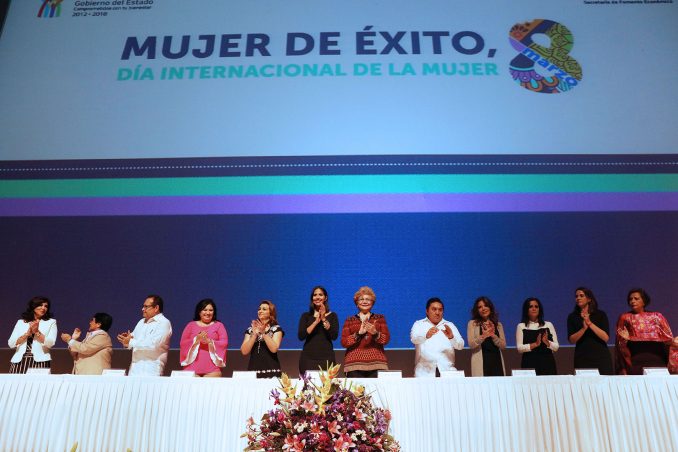 Autoridades conmemoran el Día Internacional de la Mujer