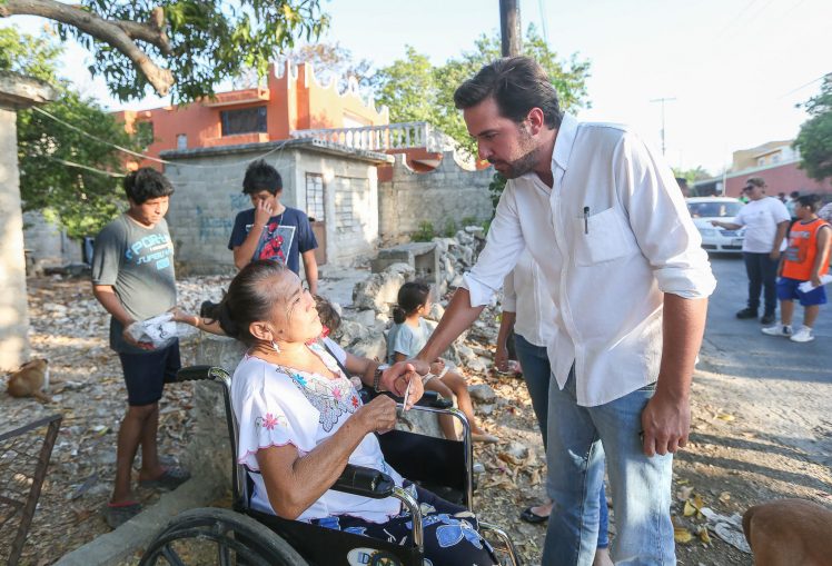 Diputado Pablo Gamboa gestionará topes para evitar accidentes viales