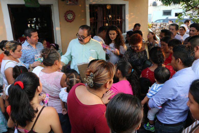 Ramírez Marín celebra el Día del Niño en la colonia Santa Rosa