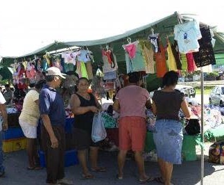 Protestan tianguistas de ‘San Roque’ por su inminente reubicación