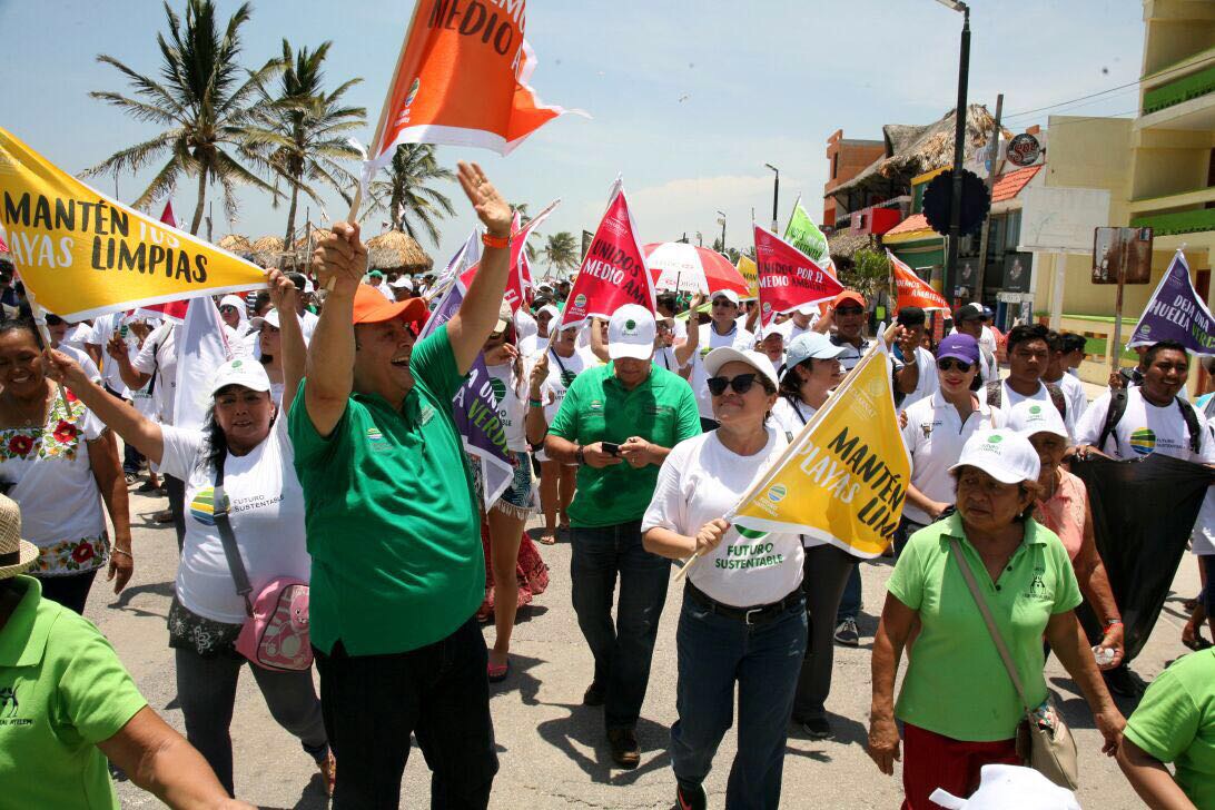 Marchan en Progreso para generar conciencia y ayudar al medio ambiente