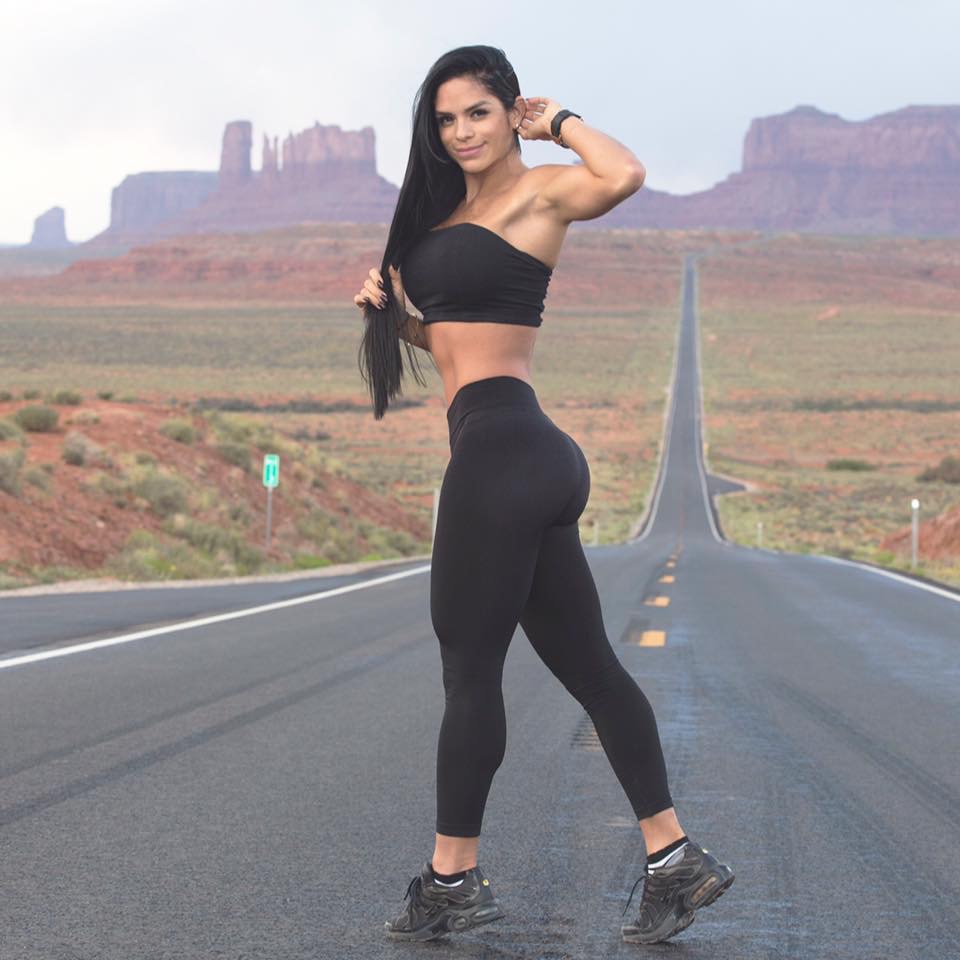 Llega a Mérida Michelle Lewin, «la diva del fitness»