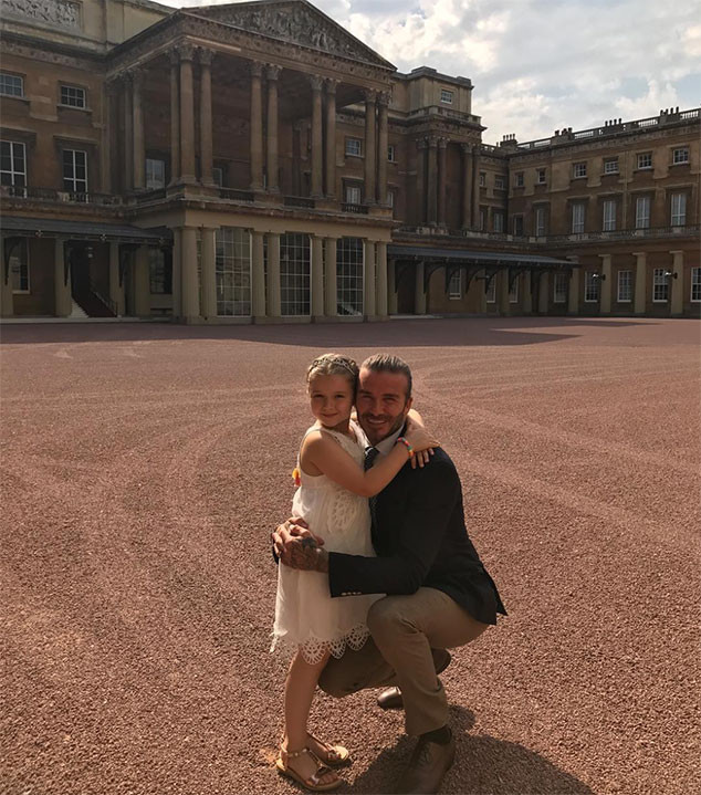 Harper Beckham celebró su cumpleaños con la realeza en el Palacio de Buckingham