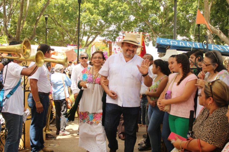 “Nuestras tradiciones nos dan identidad”: Panchito Torres