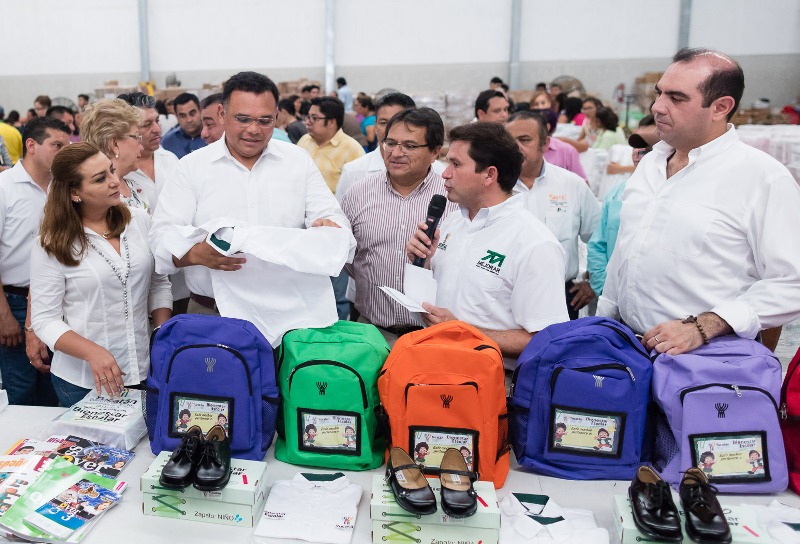 Listos los paquetes de Bienestar Escolar para estudiantes yucatecos