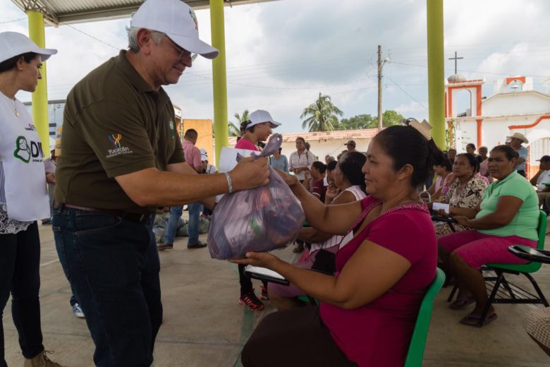 Delegación yucateca lleva ayuda humanitaria a Chiapas