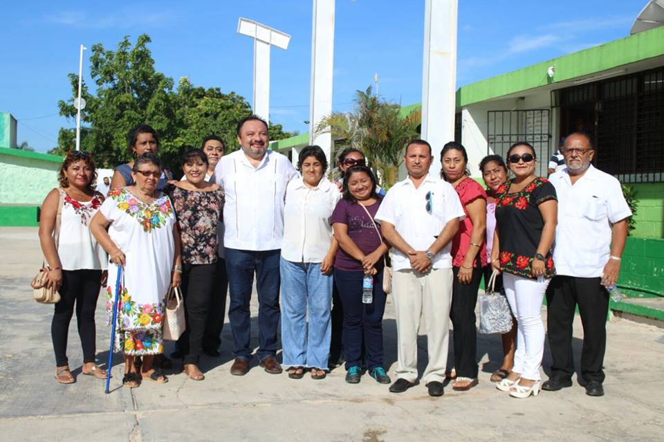 “Aulas dignas generan estudiantes felices”: Panchito Torres