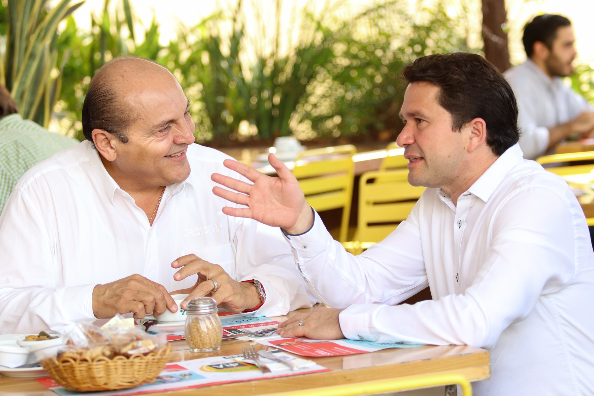 Encuentro entre Mauricio Sahuí y Carlos Berlín