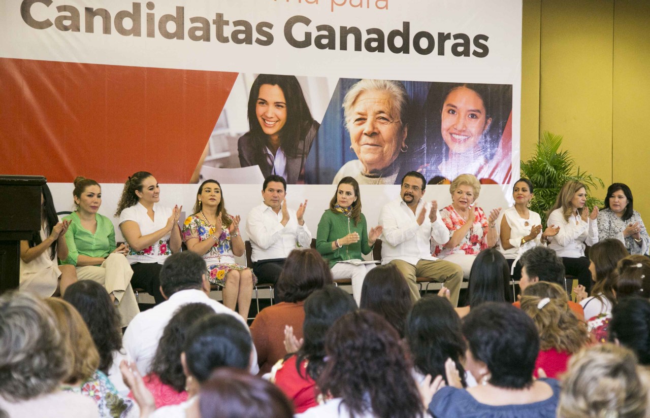 Inauguran seminario “Empoderamiento y liderazgo político” con priistas del sureste