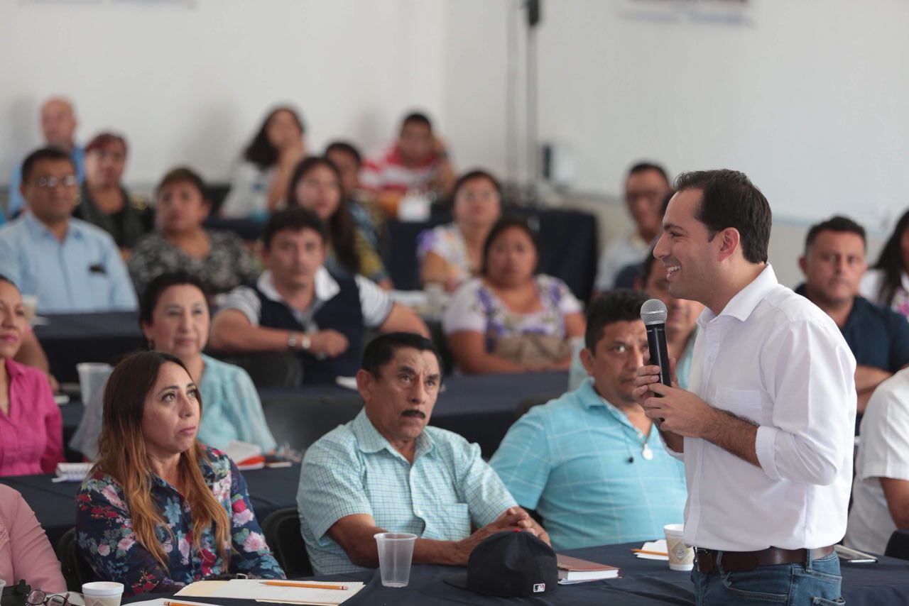 «Mujeres, con todo el potencial para transformar a Yucatán»: Vila Dosal