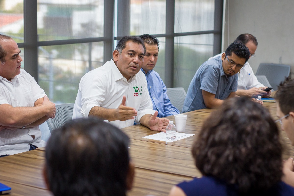 Piden expertos a Víctor Caballero convertir a Mérida en ciudad digital