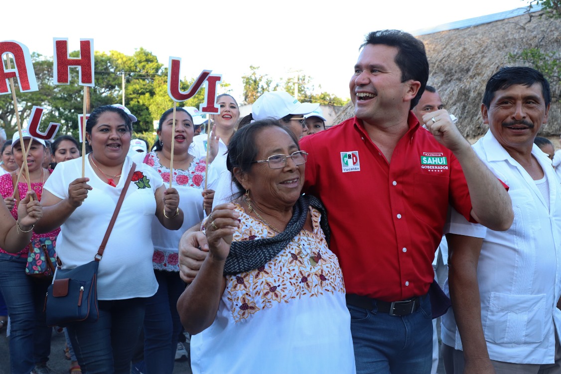 Sahuí camina en Tetiz