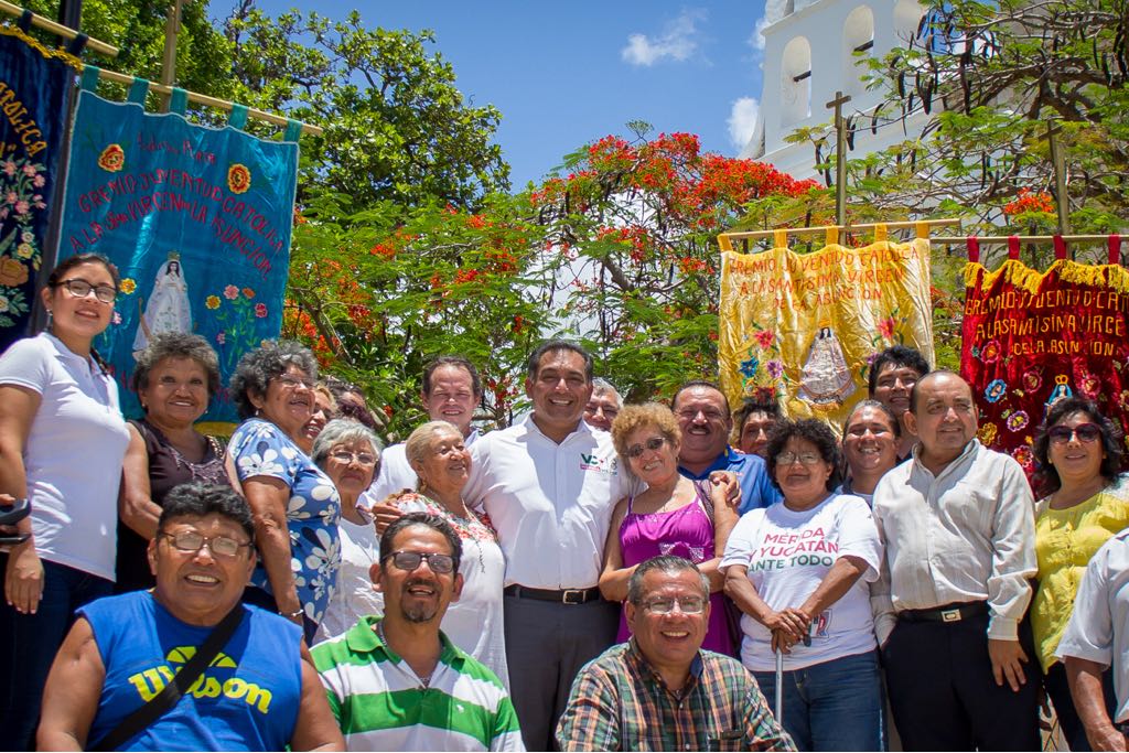 Preservar y promover las tradiciones de los barrios de Mérida, propósito de Víctor Caballero