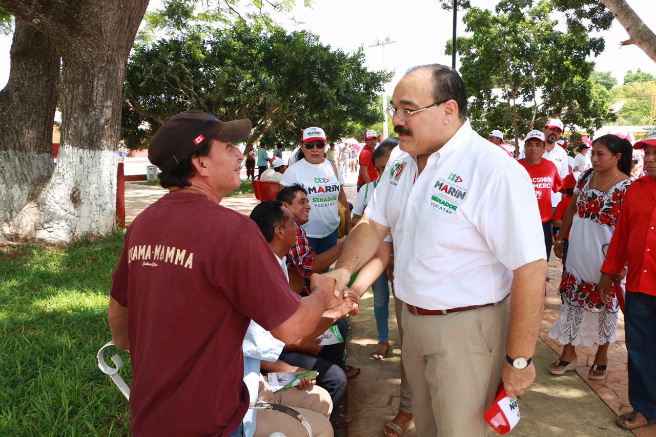 Ramírez Marín aviva el entusiamo en el sur de Yucatán