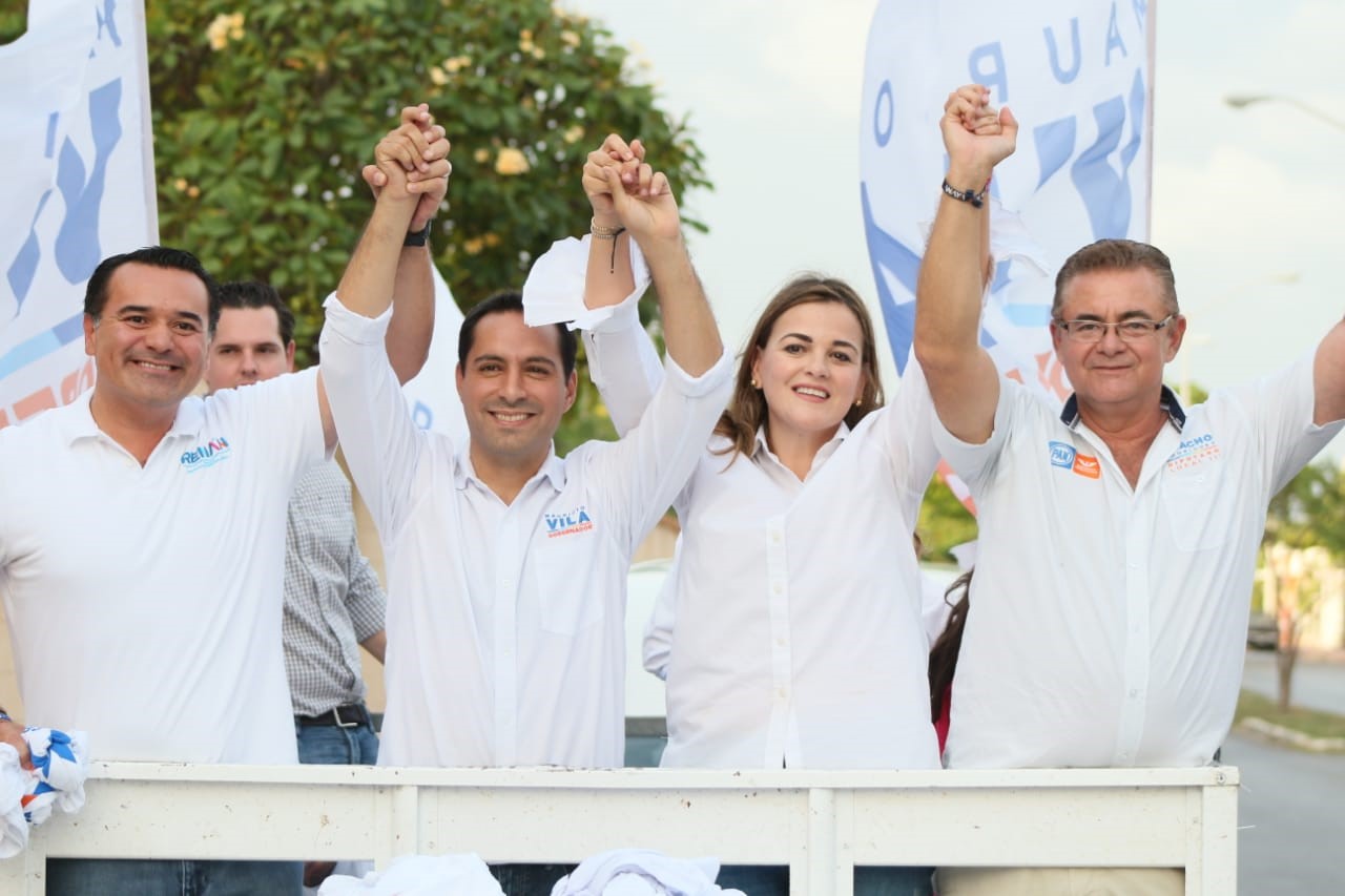 Encabeza Cecilia Patrón multitudinaria «caravana de la victoria»